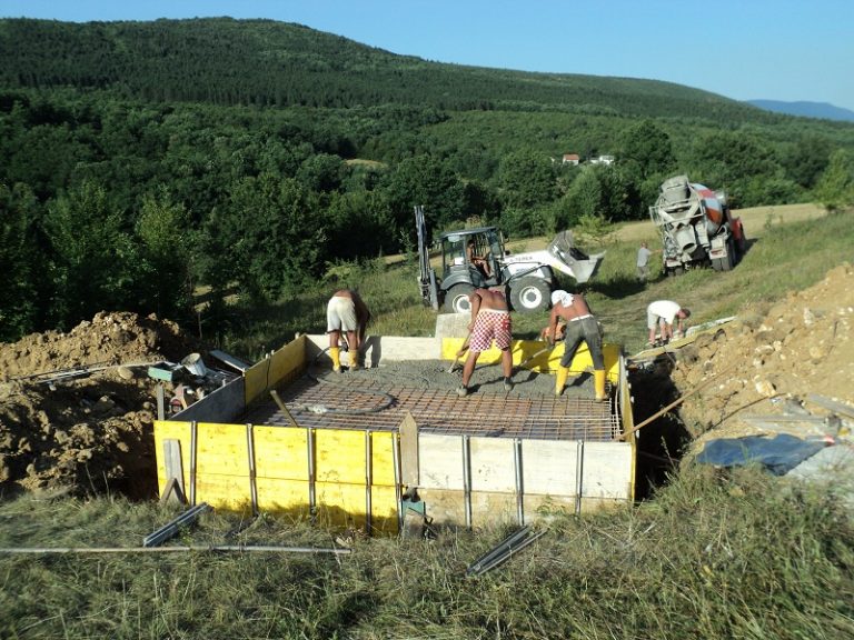 Waterleiding project in Bosnie (4)